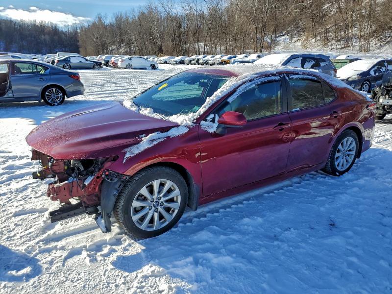 Фото 1 - TOYOTA CAMRY