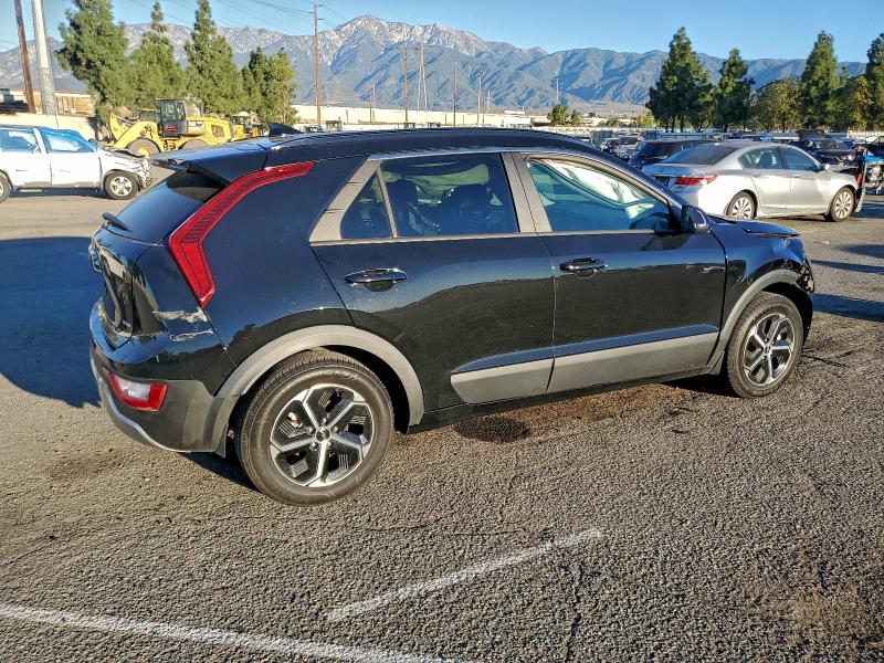 Фото 3 - KIA NIRO