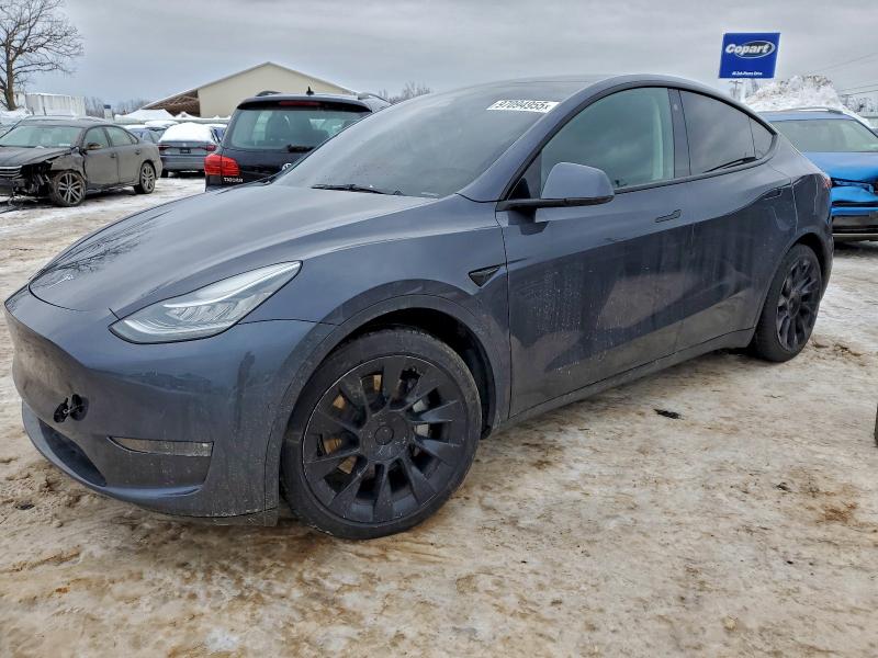 Фото 1 - TESLA MODEL Y