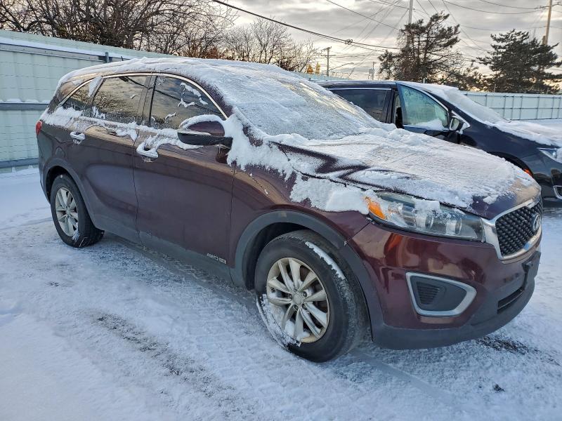 Фото 4 - KIA SORENTO