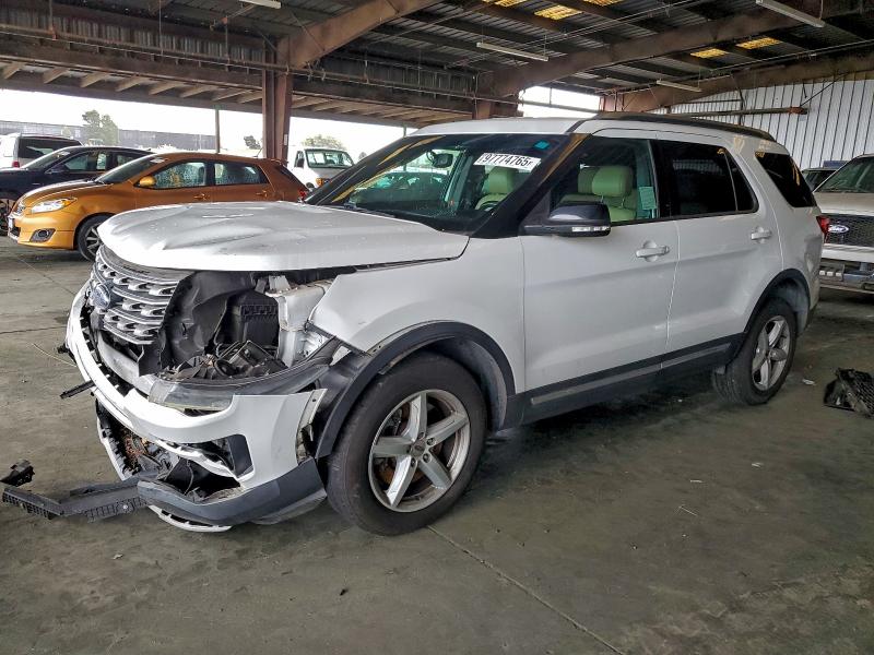 Фото 1 - FORD EXPLORER