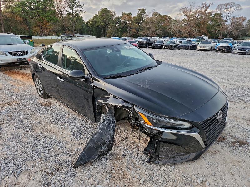 Фото 4 - NISSAN ALTIMA