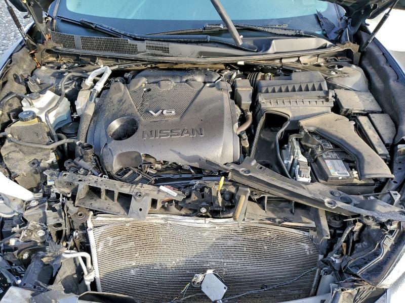 Фото 11 - NISSAN MAXIMA