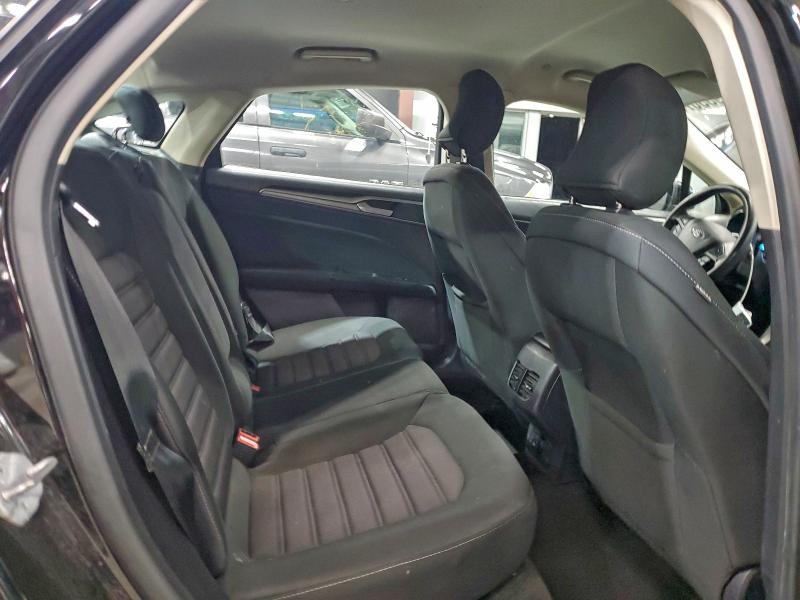 Фото 10 - FORD FUSION