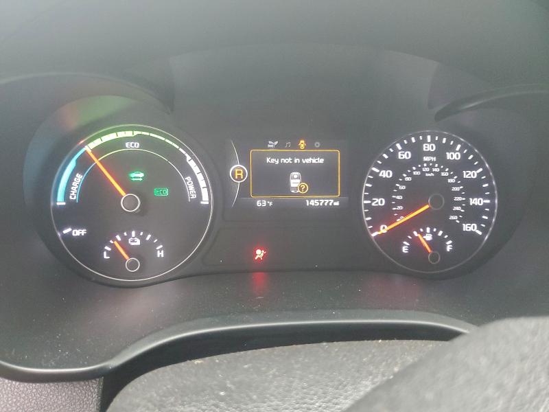 Фото 9 - KIA OPTIMA