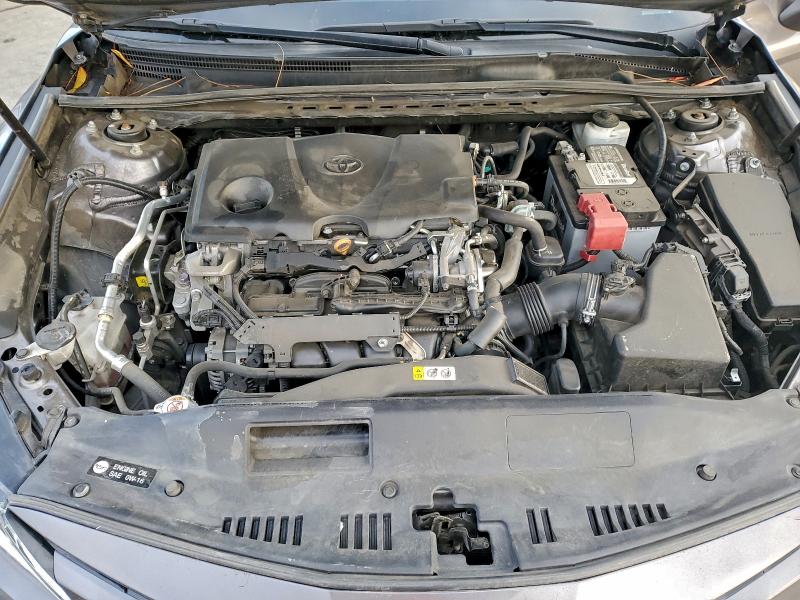 Фото 11 - TOYOTA CAMRY