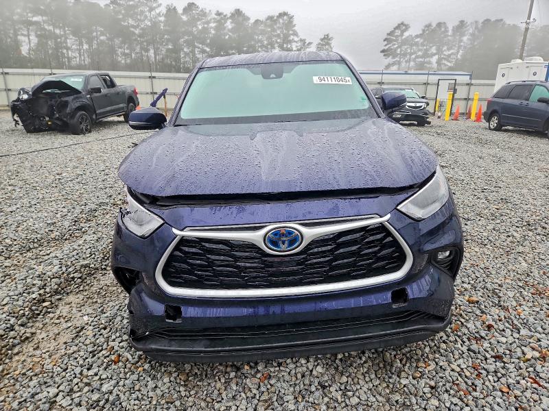 Фото 5 - TOYOTA HIGHLANDER