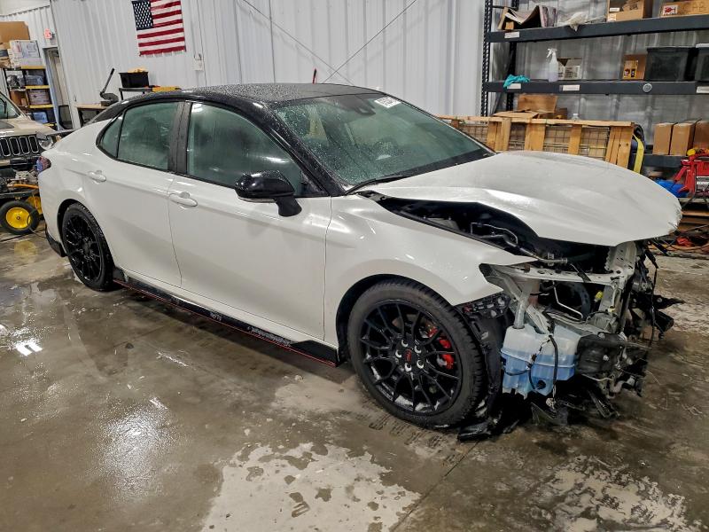 Фото 4 - TOYOTA CAMRY