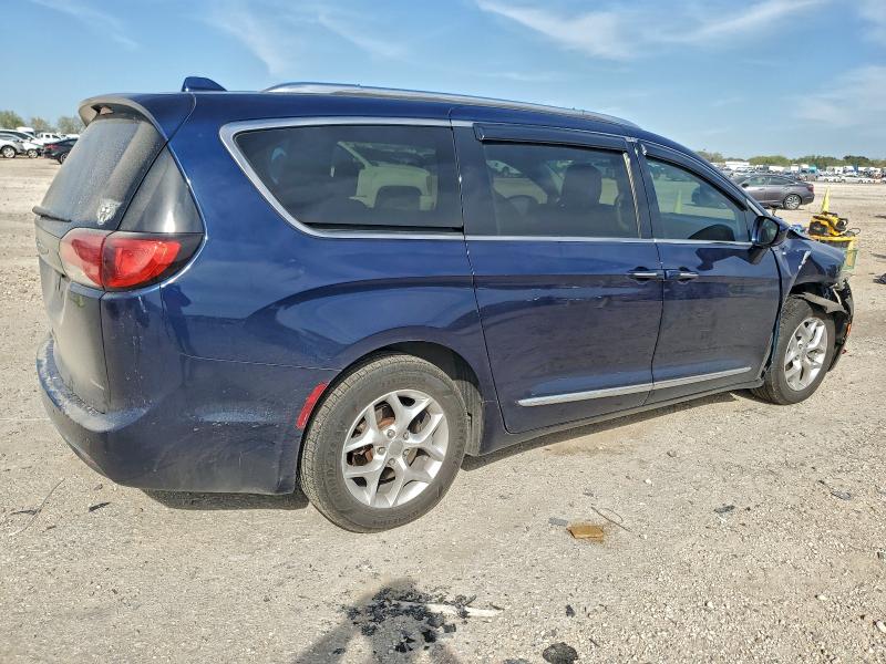 Фото 3 - CHRYSLER PACIFICA