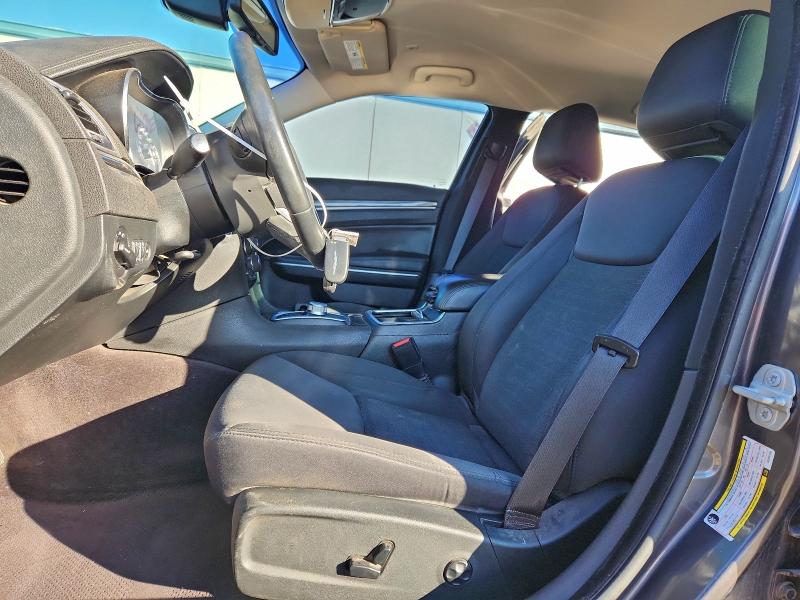 Фото 7 - CHRYSLER 300