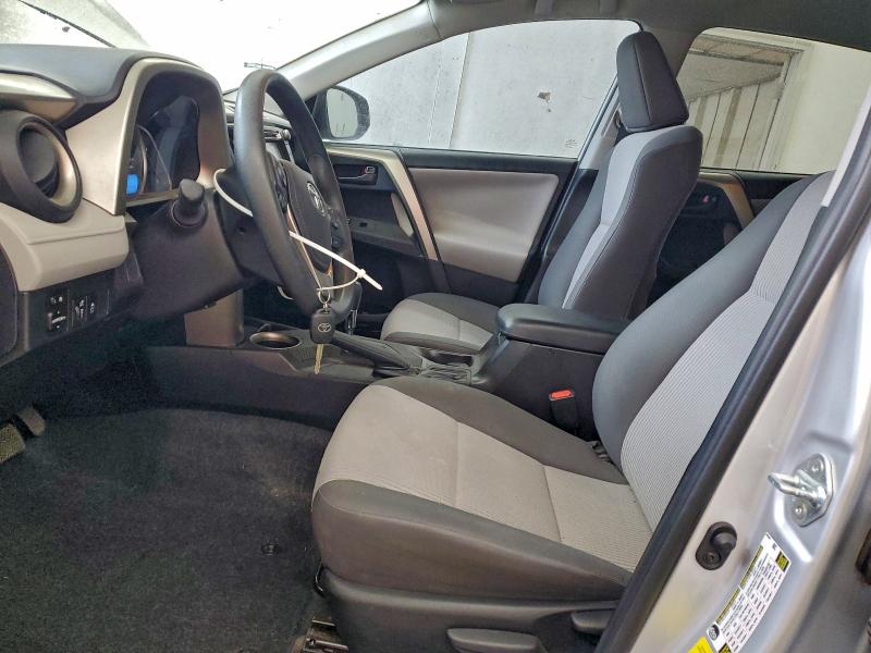 Фото 7 - TOYOTA RAV4