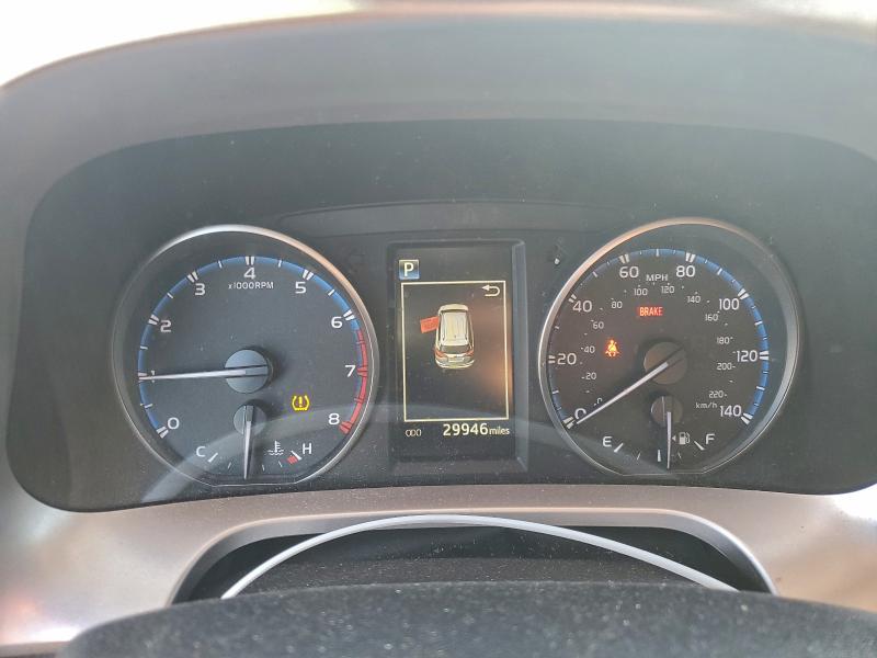 Фото 9 - TOYOTA RAV4