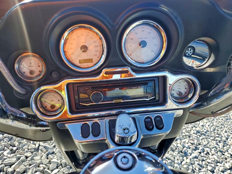 HARLEY-DAVIDSON FL 2013