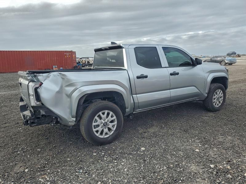 Фото 3 - TOYOTA TACOMA