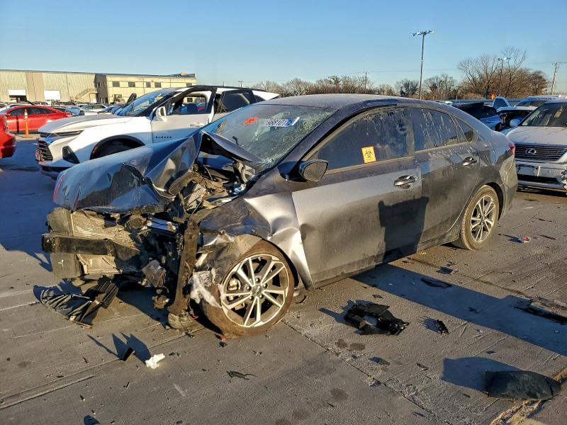 Фото 1 - KIA FORTE