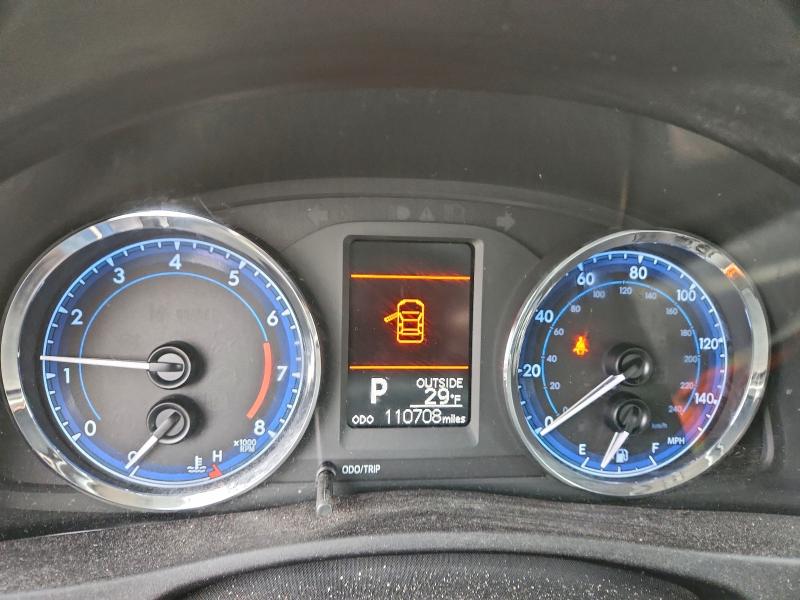 Фото 9 - TOYOTA COROLLA