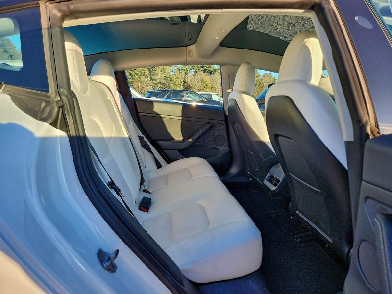 Фото 10 - TESLA MODEL 3