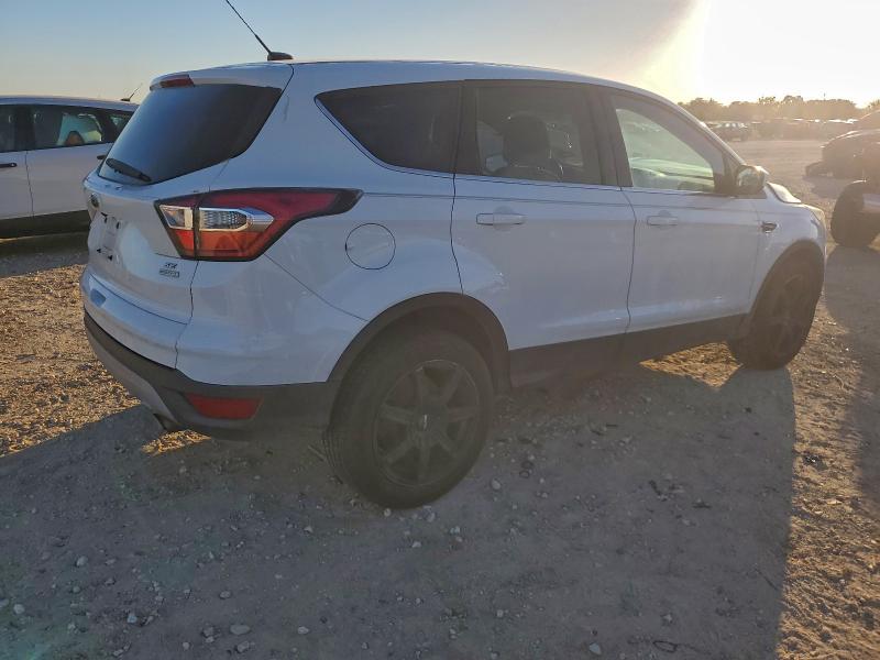 Фото 3 - FORD ESCAPE
