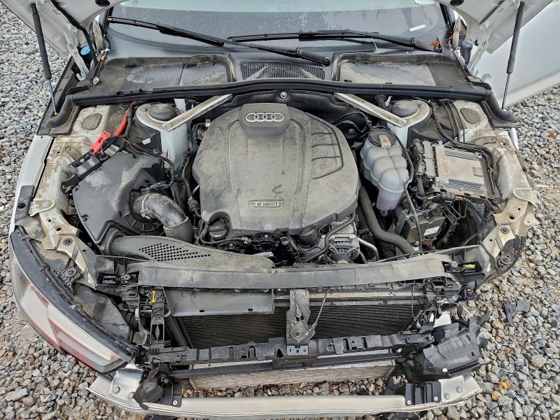 Фото 11 - AUDI A4