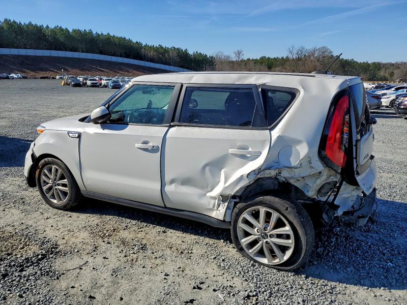 Фото 2 - KIA SOUL