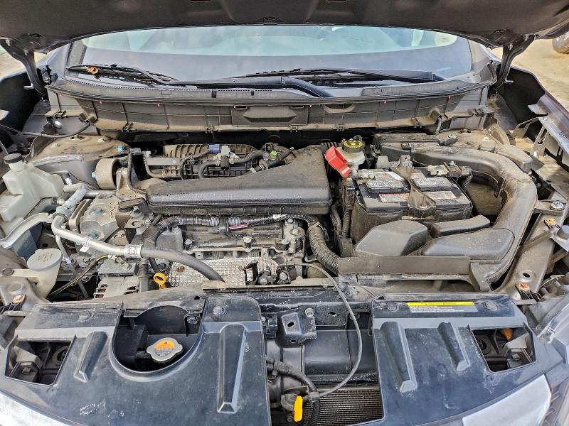 Фото 12 - NISSAN ROGUE