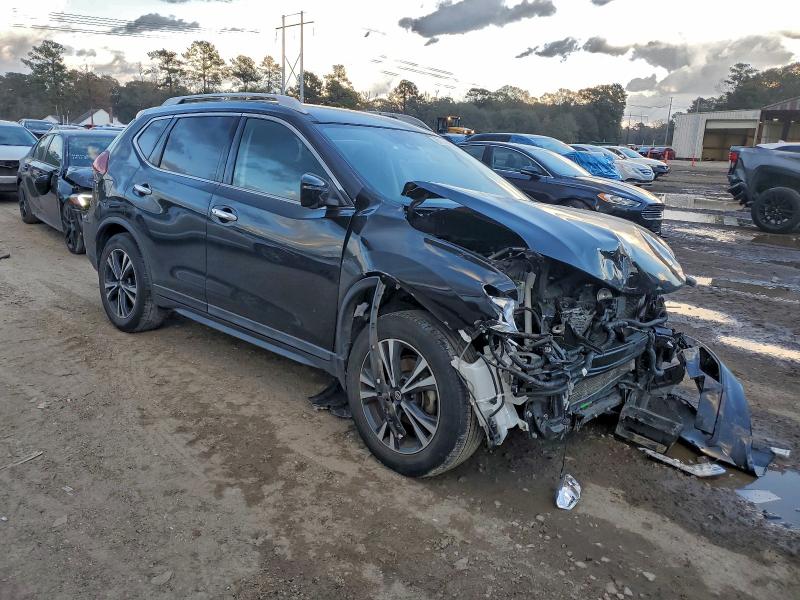 Фото 4 - NISSAN ROGUE