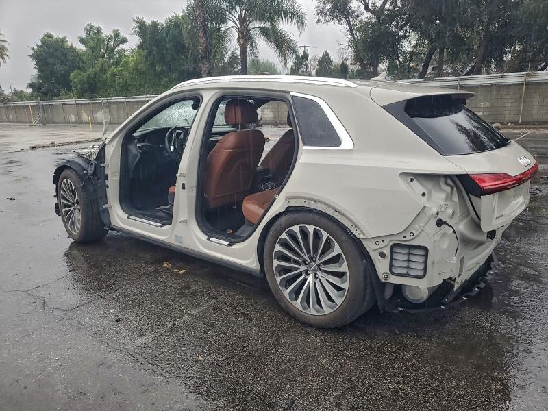 AUDI E-TRON 2019 VIN WA1VABGE7KB021588