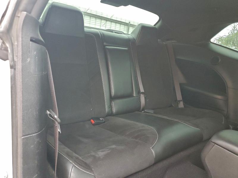 Фото 10 - DODGE CHALLENGER