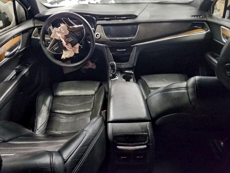 Фото 8 - CADILLAC XT5