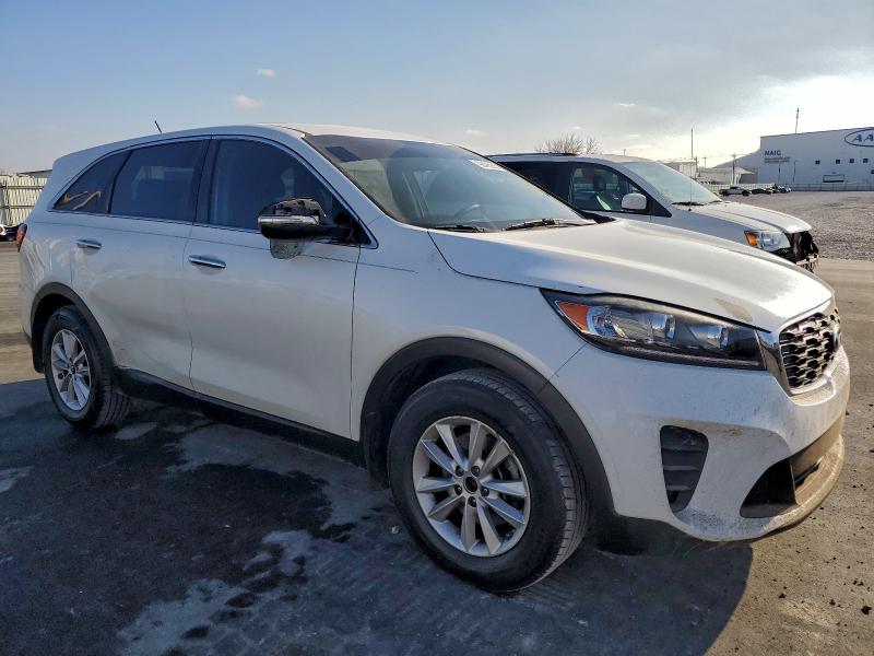 Фото 4 - KIA SORENTO