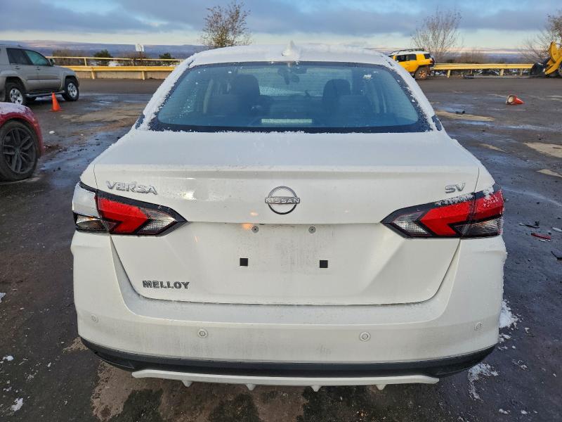 Фото 6 - NISSAN VERSA