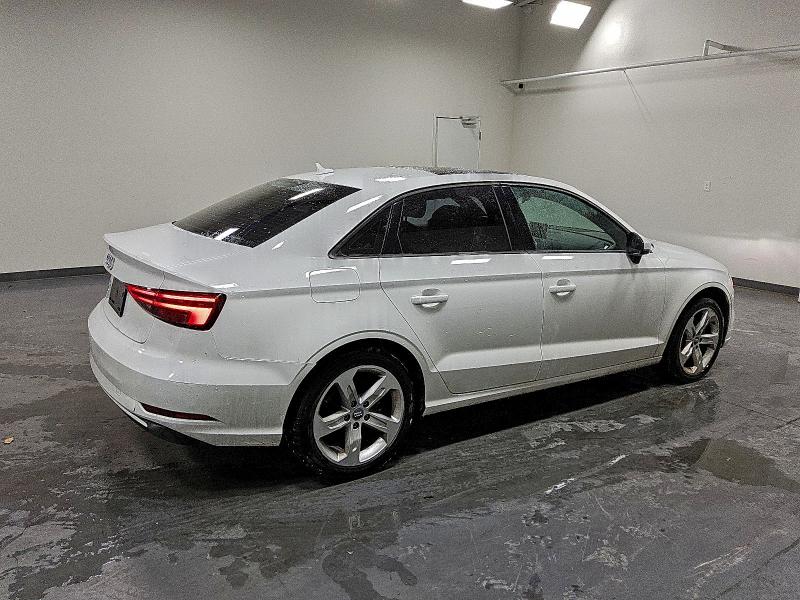 Фото 3 - AUDI A3