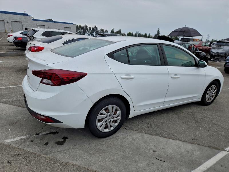 Фото 3 - HYUNDAI ELANTRA