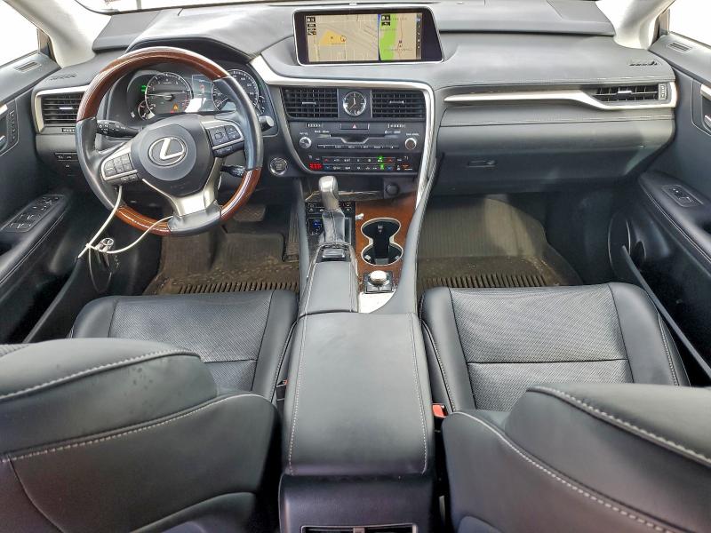 Фото 8 - LEXUS RX350