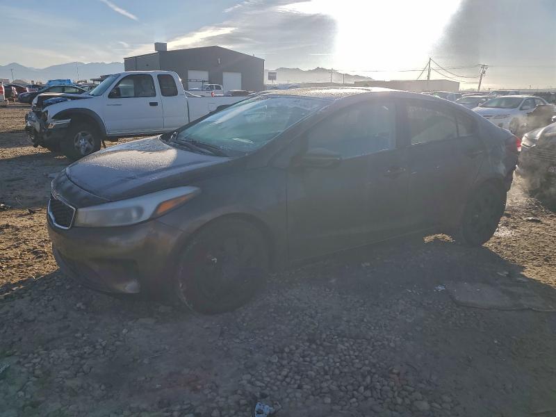 Фото 1 - KIA FORTE