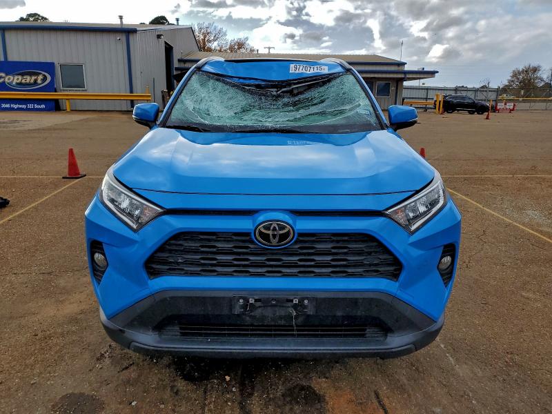 Фото 5 - TOYOTA RAV4