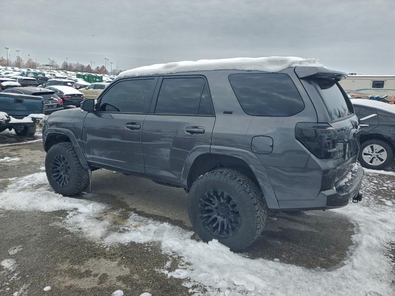TOYOTA 4RUNNER SE 2023 VIN JTEMU5JR0P6167719