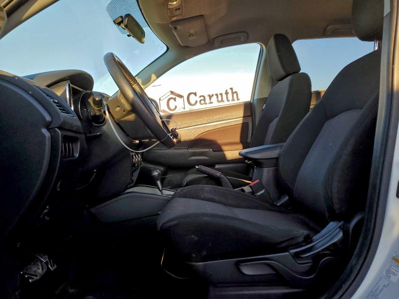 Фото 7 - MITSUBISHI OUTLANDER