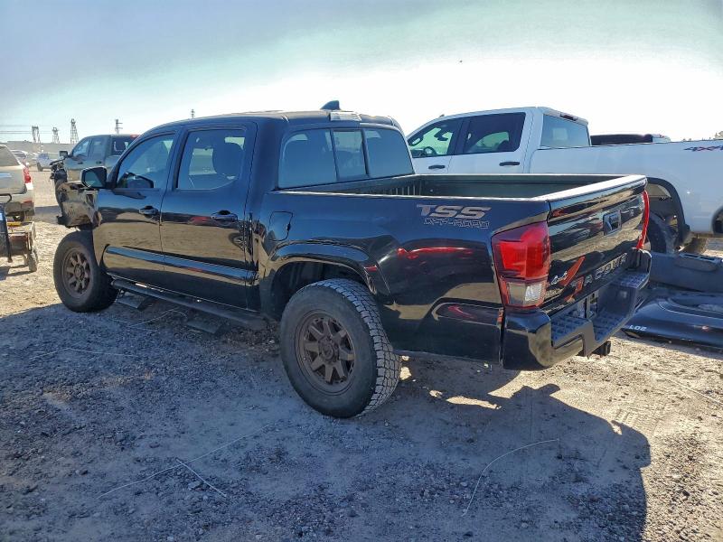 Фото 2 - TOYOTA TACOMA