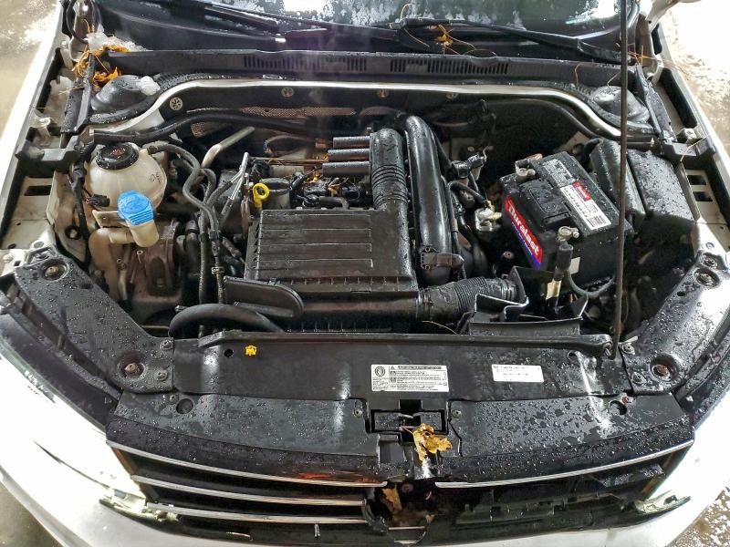 Фото 11 - VOLKSWAGEN JETTA