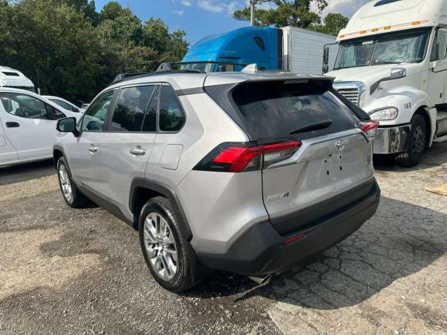 Фото 3 - TOYOTA RAV4