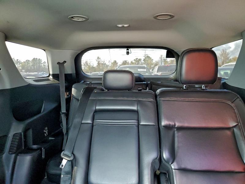 Фото 10 - FORD EXPLORER