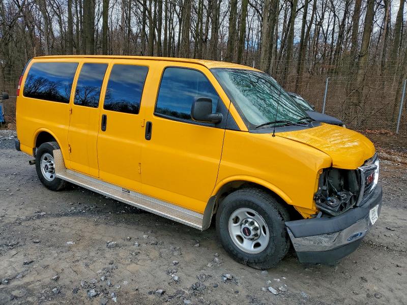 Фото 4 - GMC SAVANA