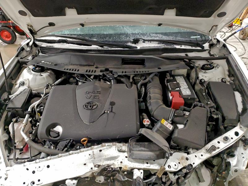 Фото 12 - TOYOTA CAMRY