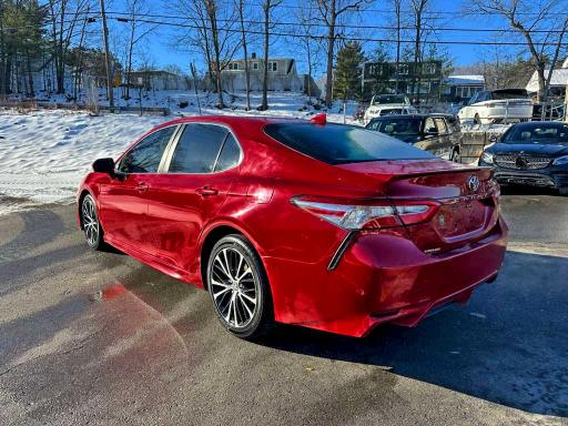 Фото 2 - TOYOTA CAMRY