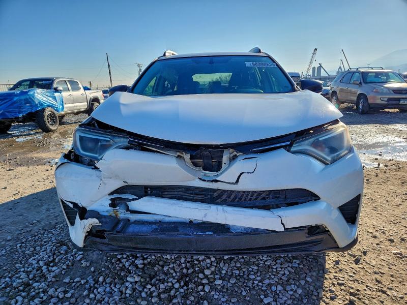 Фото 5 - TOYOTA RAV4