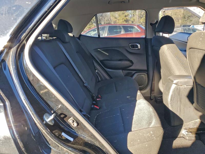 Фото 10 - HYUNDAI VENUE