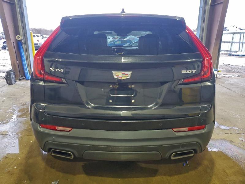 Фото 6 - CADILLAC XT4