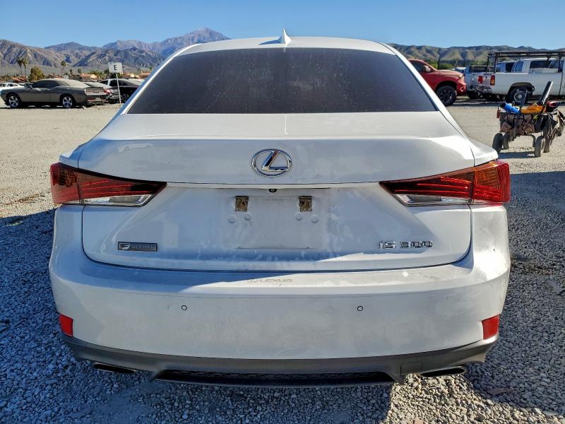 Фото 6 - LEXUS IS