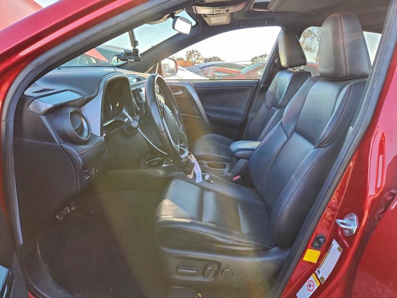 Фото 7 - TOYOTA RAV4